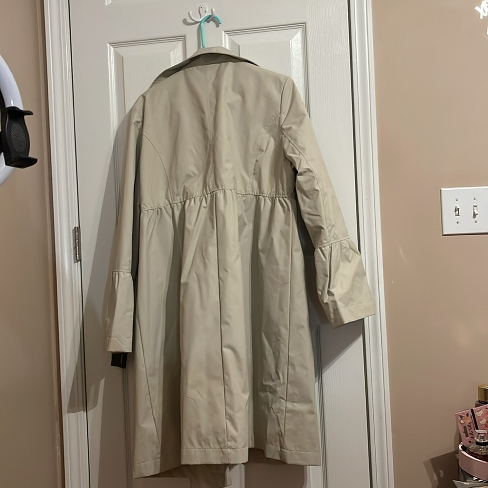 Spring Trench Coat - Picture 2 of 3